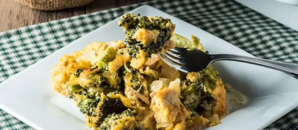 Healthy Low Carb Cheesy Broccoli and Chicken Casserole Recipe